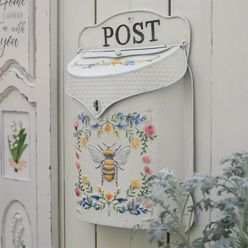Metal Outdoor Vintage Mailboxes Wall Mounted Post Box Farmhouse Post Mailboxes Letter Box Decoration Crafts Mailbox Post Home decor gifts